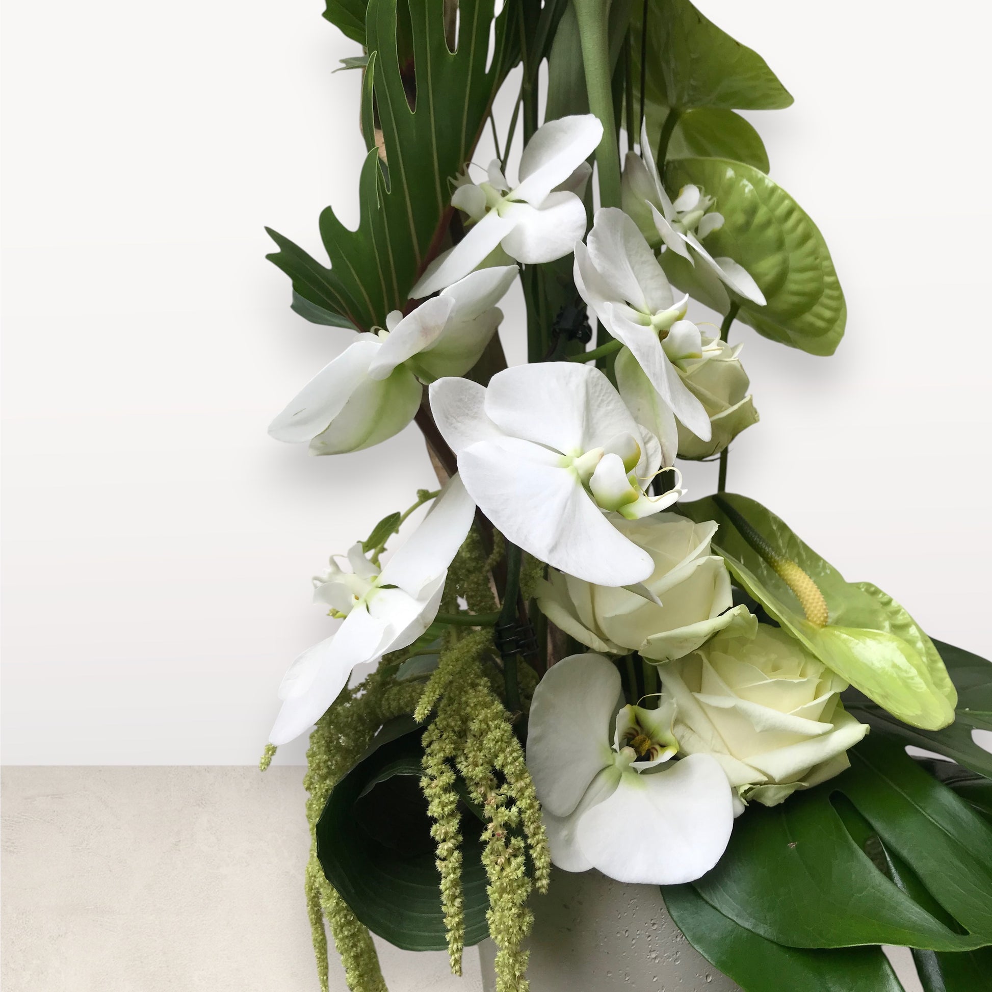 Composition en hauteur – pureté blanche